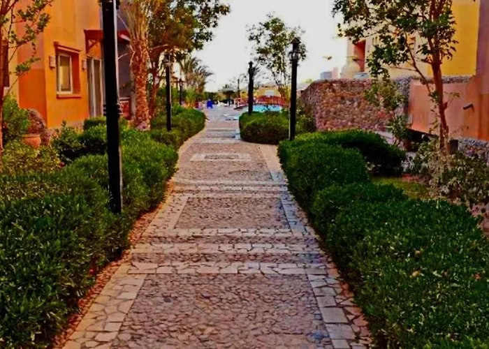 Al Dora Downtown 3* Gurdaka