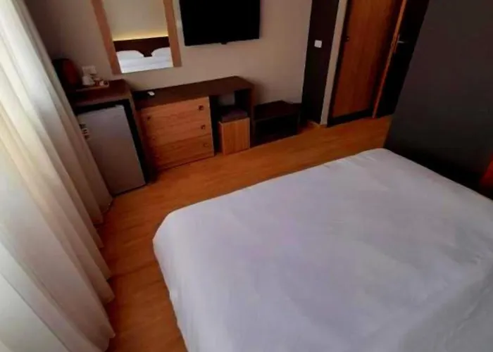 Al Dora Downtown 3*